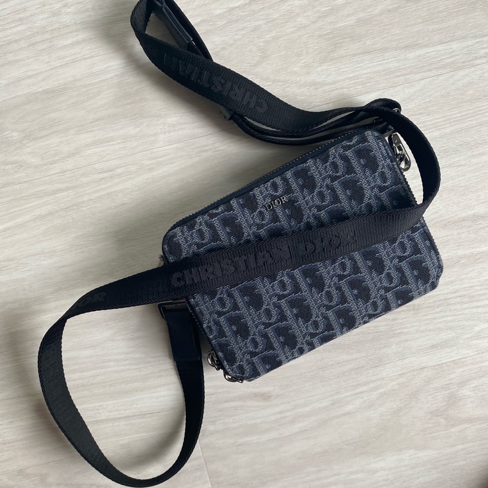 Dior Zipped Pouch With Strap Men’s Bag Oblique